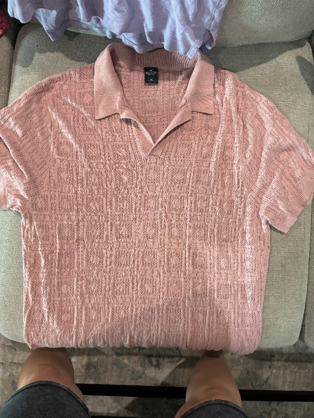 Men’s Hollister knit shirt